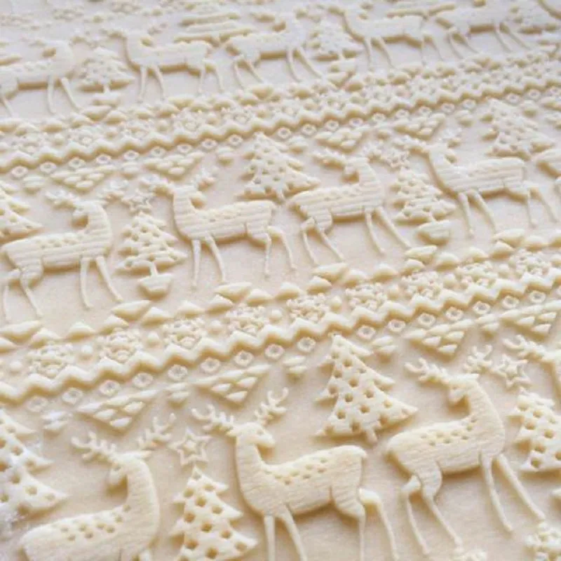 Christmas Embossed Rolling Pin - EngraveMaster