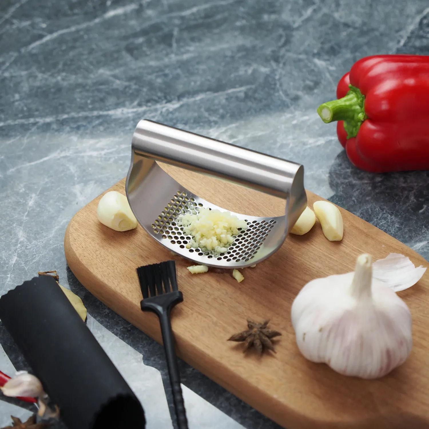 Funki Buys | Garlic Presses | Stainless Steel Garlic Rocker