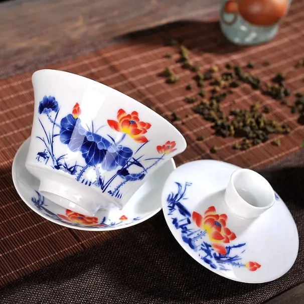 Gaiwan The Brewing Cup With Saucer in Blue Daisy Print - The Oriental Teacup Saucer And Lid