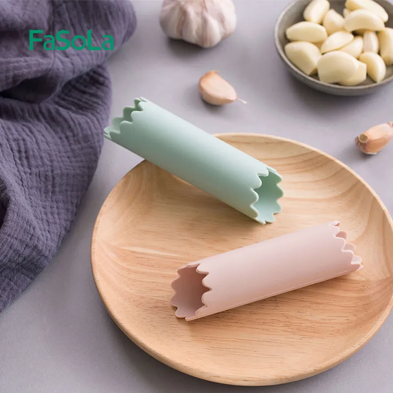 Garlic Master Pro: Effortless Garlic Press and Peeler Set