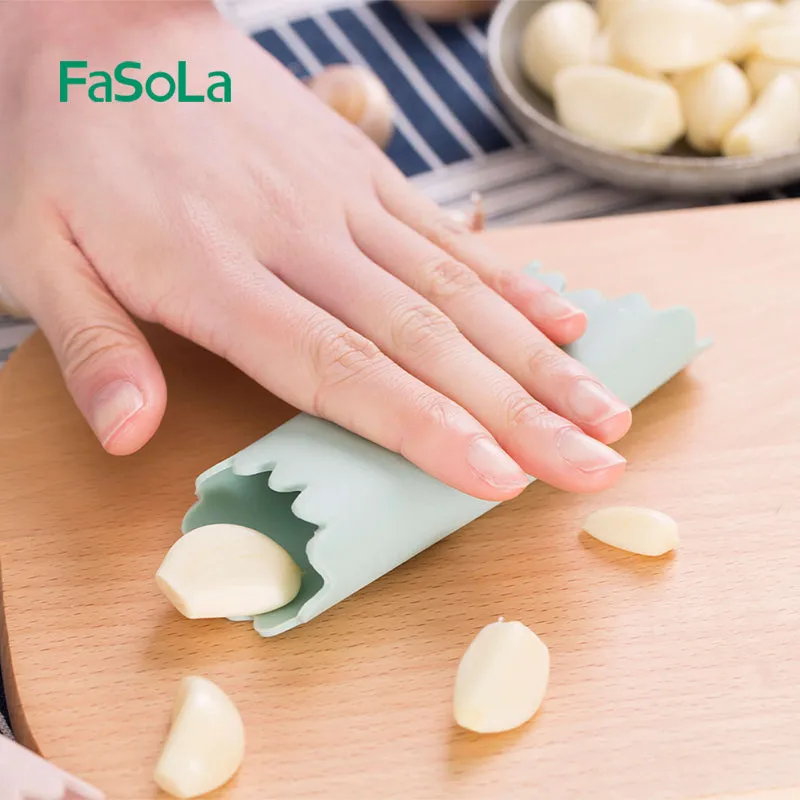 Garlic Master Pro: Effortless Garlic Press and Peeler Set