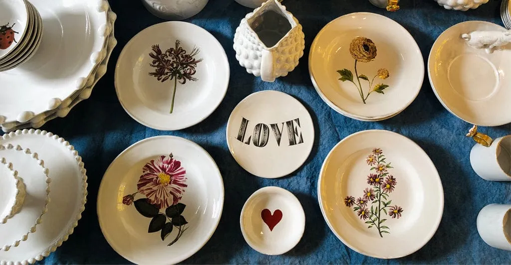 Guernfey Lilly Plate by Astier de Villatte, 22cm