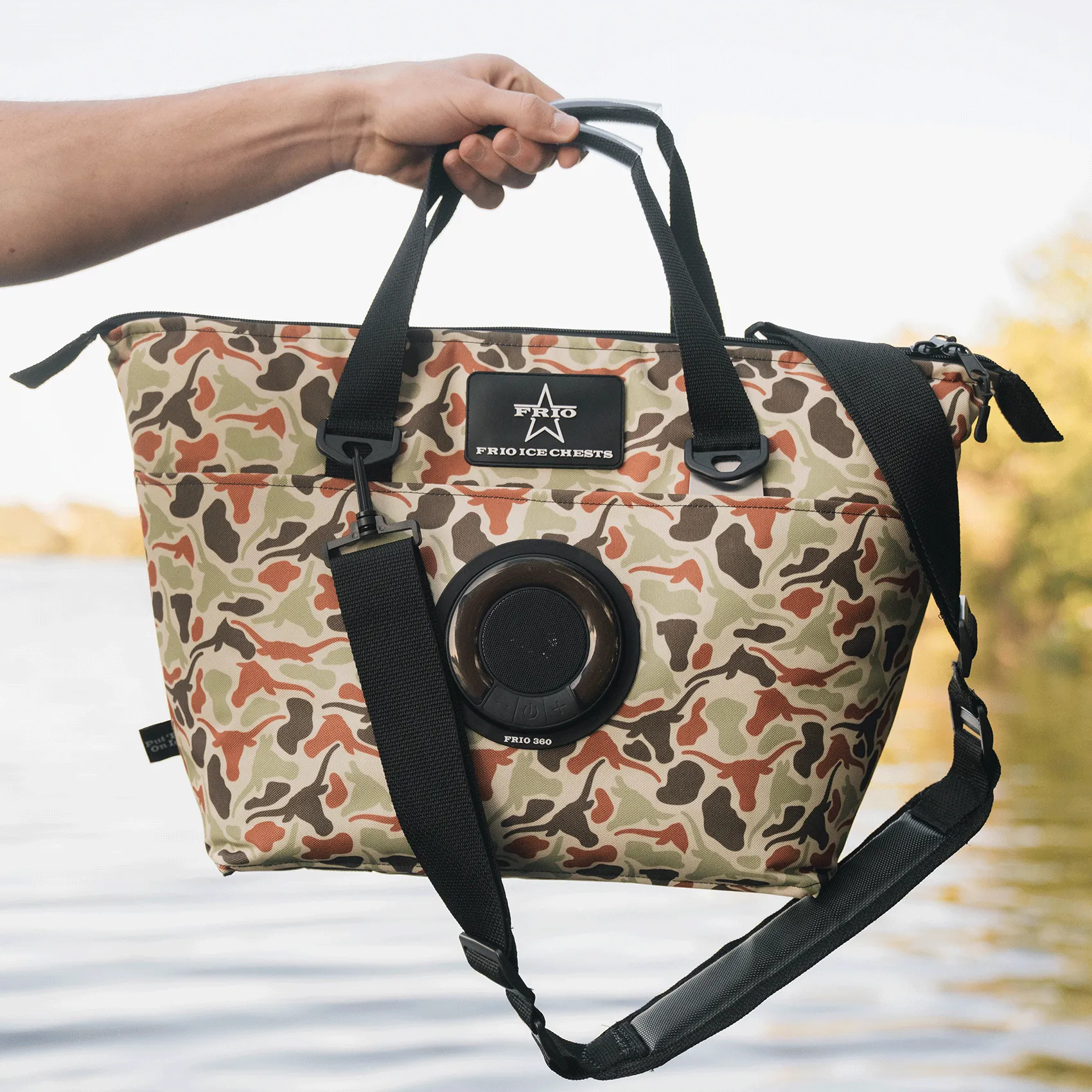 Longhorn Camo - Frio Amigo 18 Can Bluetooth 360 Cooler