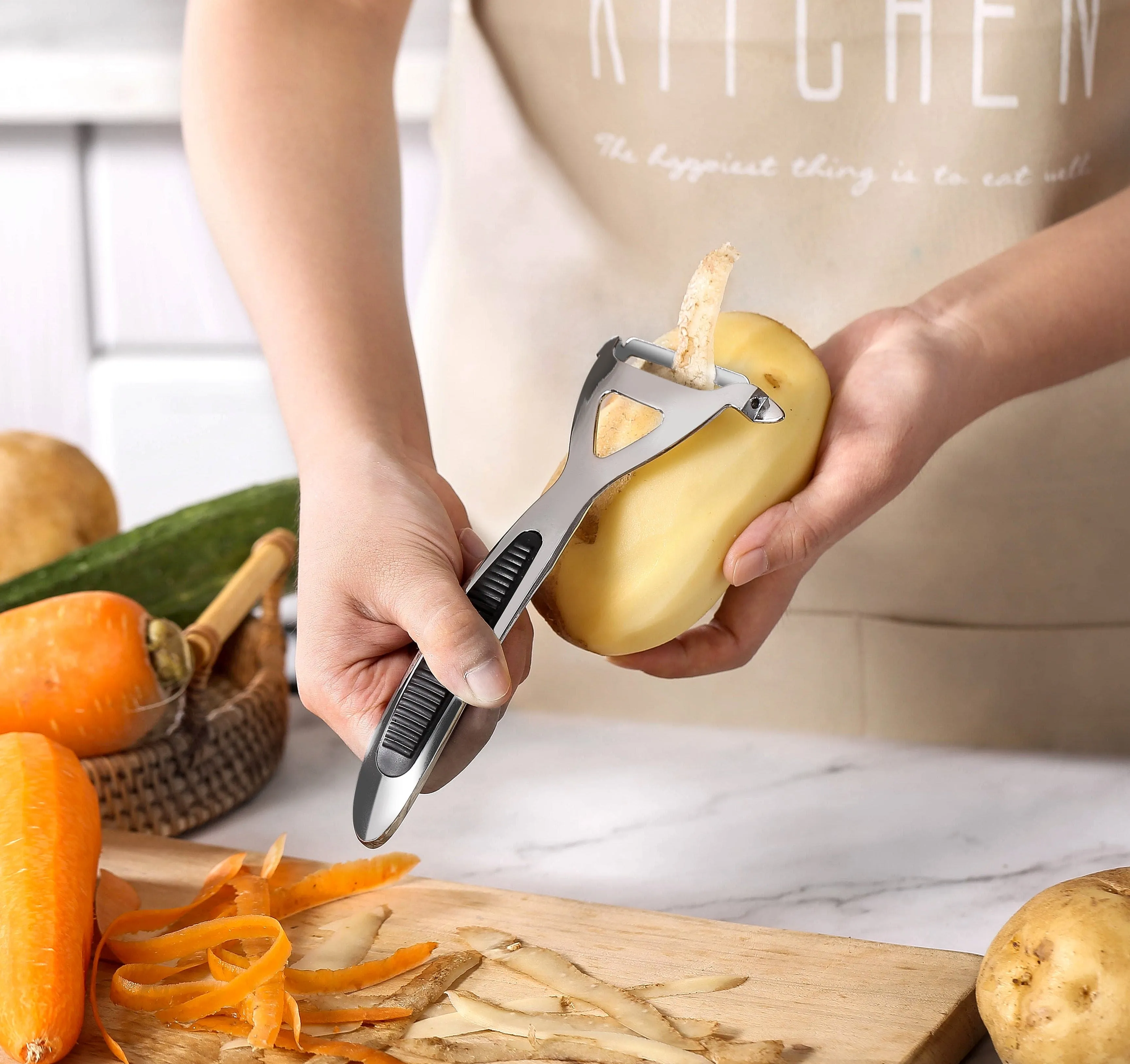 Royal Cuisine Set of 4 Zinc Alloy Premium Quality Can Opener, Garlic Press, Lemon Squeezer and Potato Peeler